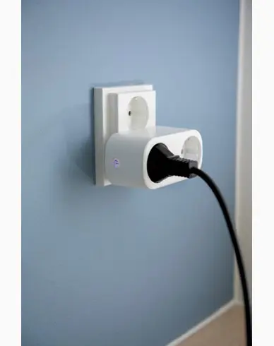 AIRAM SmartHome 2-veis skjøtekontakt med timer