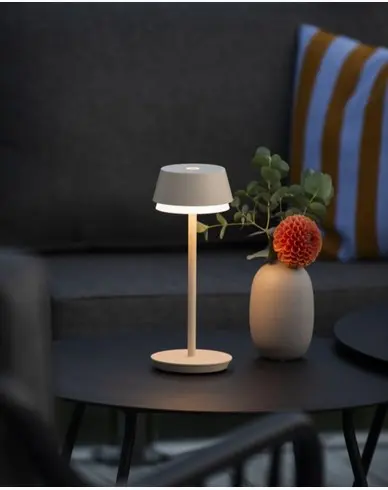 Konstsmide Lyon Bordlampe LED Sand USB RGB 3-trinns dimmering