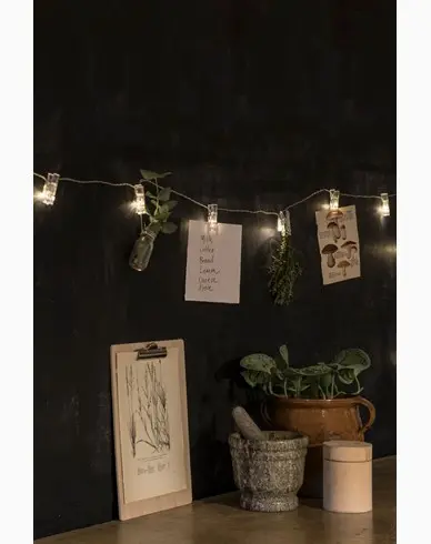 Konstsmide Lyslenke med 12 LED-fotoklips 275cm
