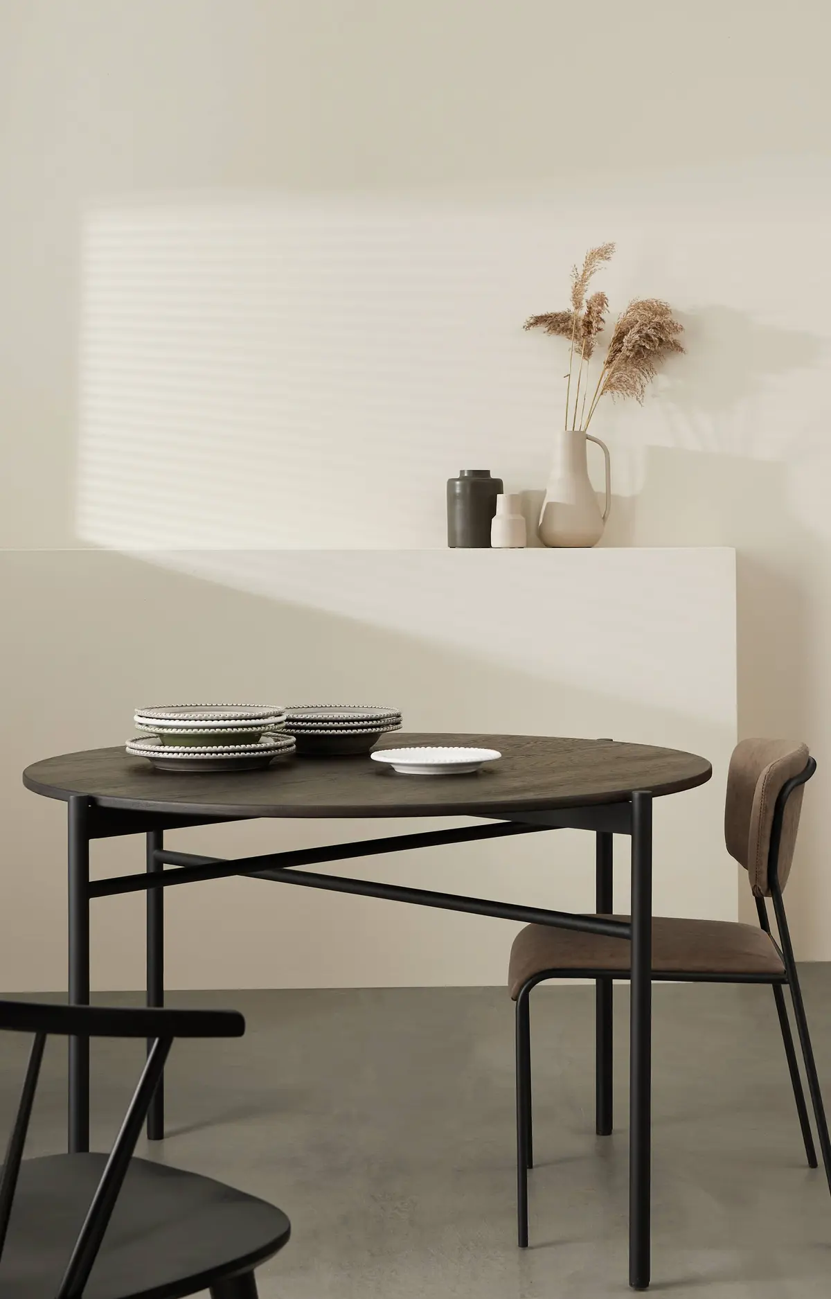 Spisebord Essence Ø 124 cm Brunbeiset