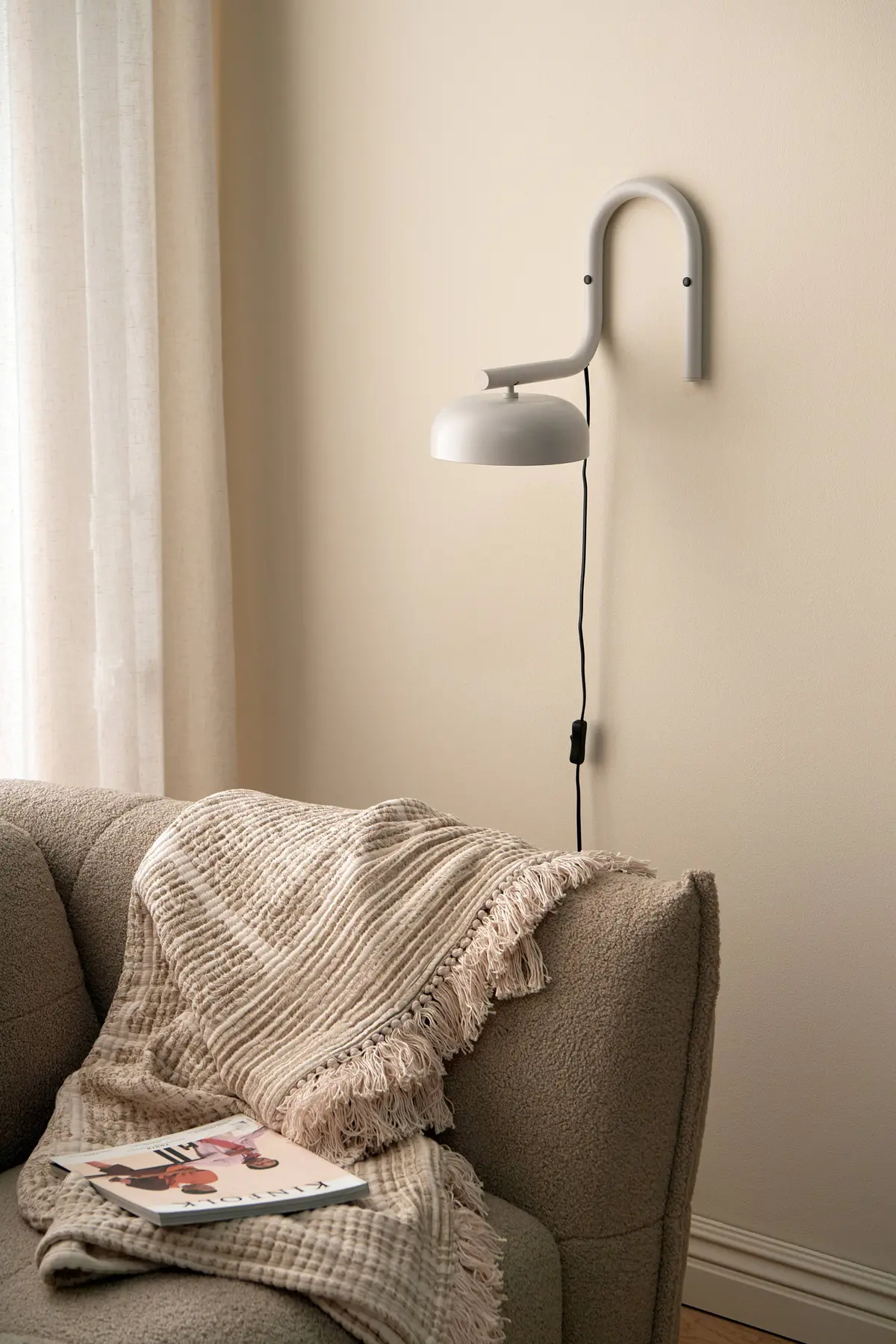 Vegglampe Sirap Beige