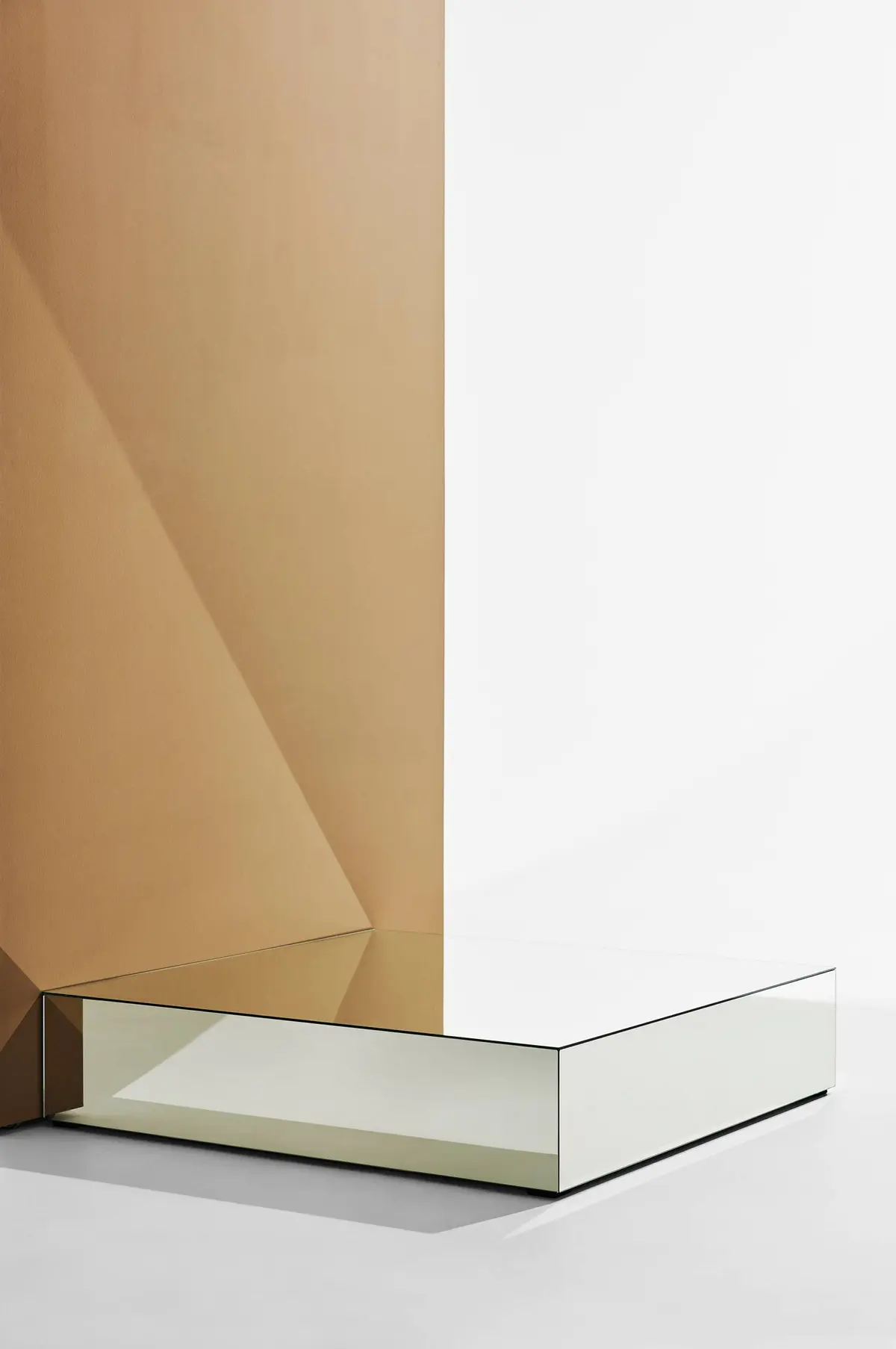 Ponti salongbord i speilglass 110x110 cm