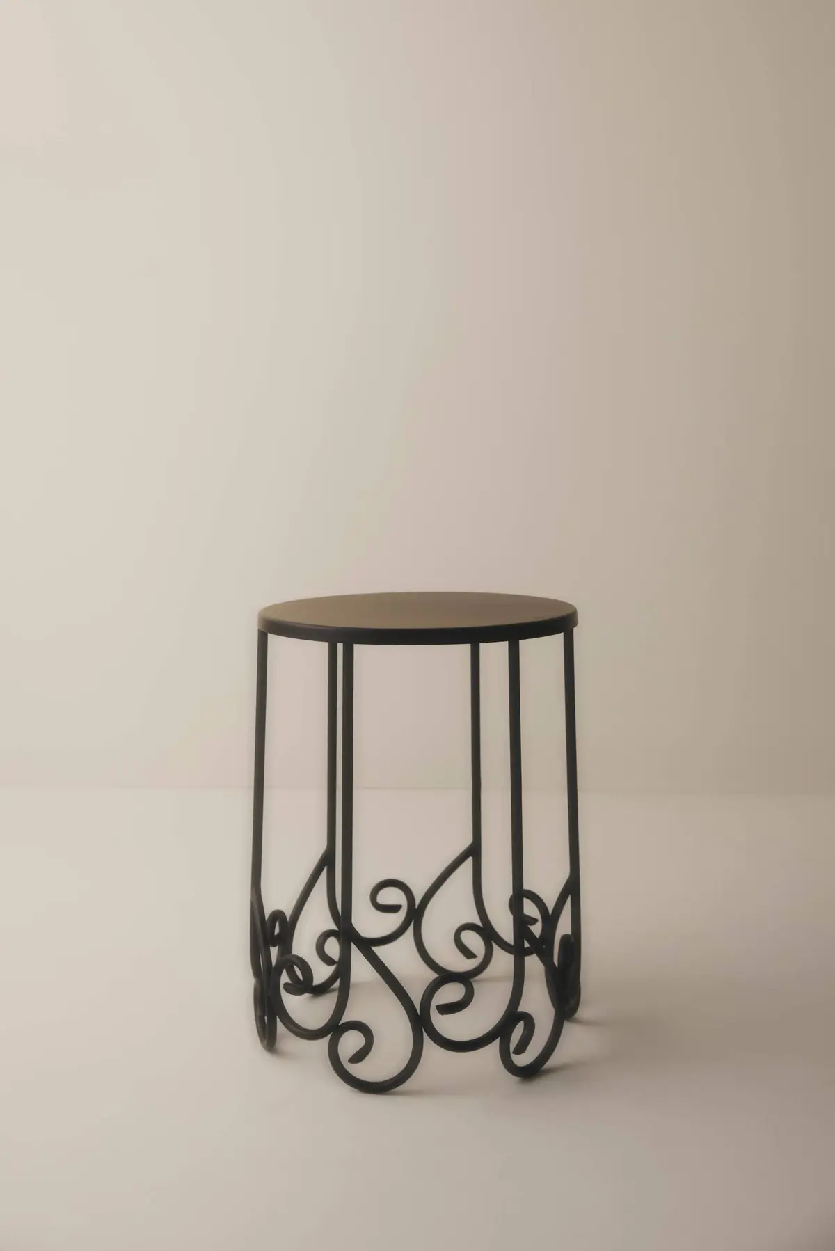 Snail sidebord 55 cm