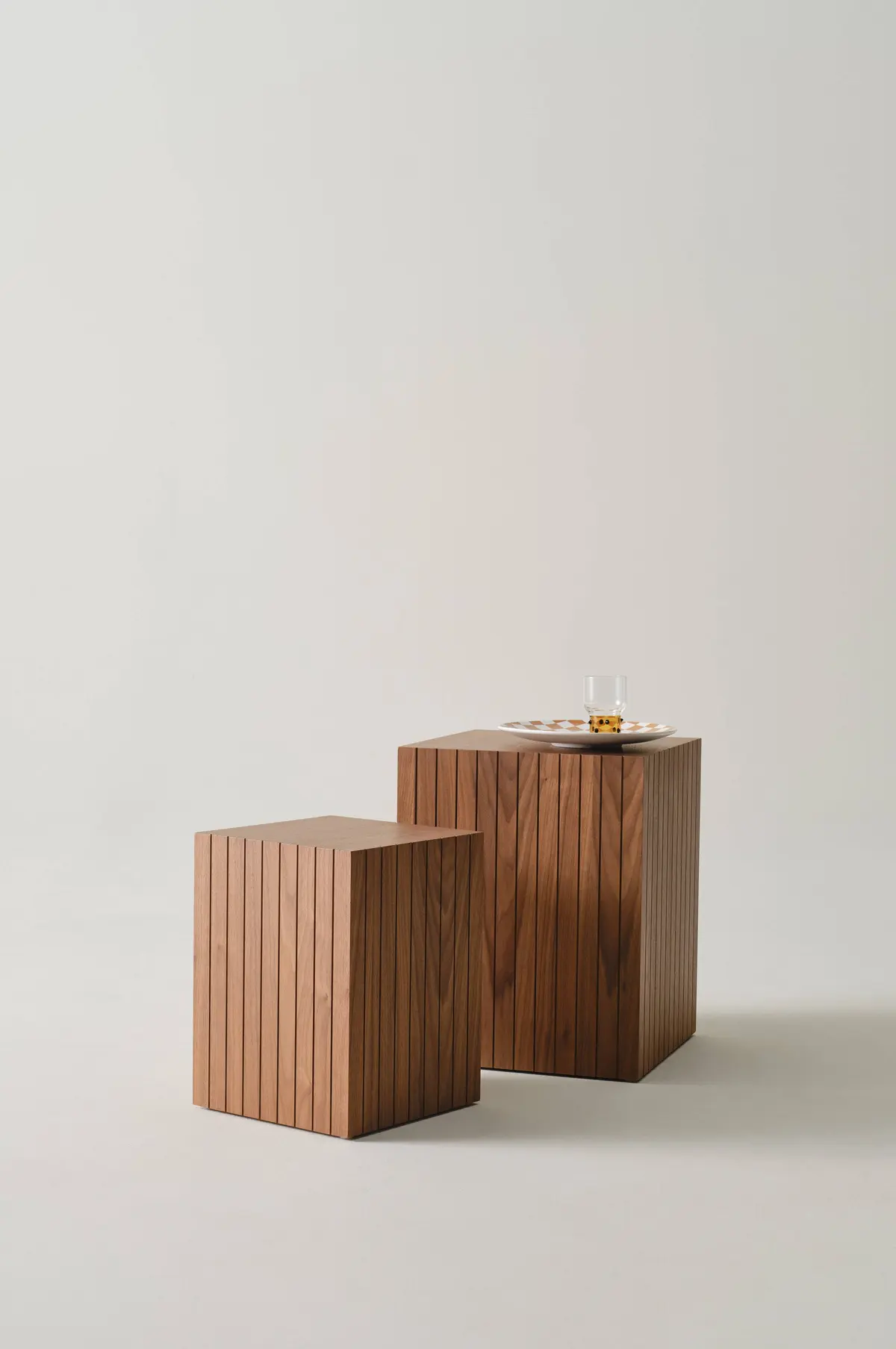 PALANZO sidebord 2-pakk  30x30 cm 40x40 cm
