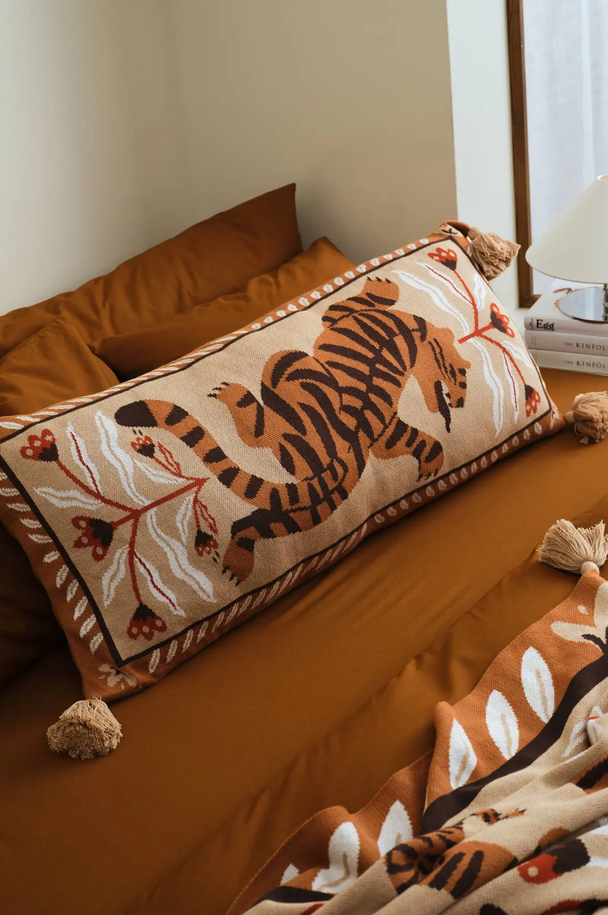 ROAR pute 45x100 cm