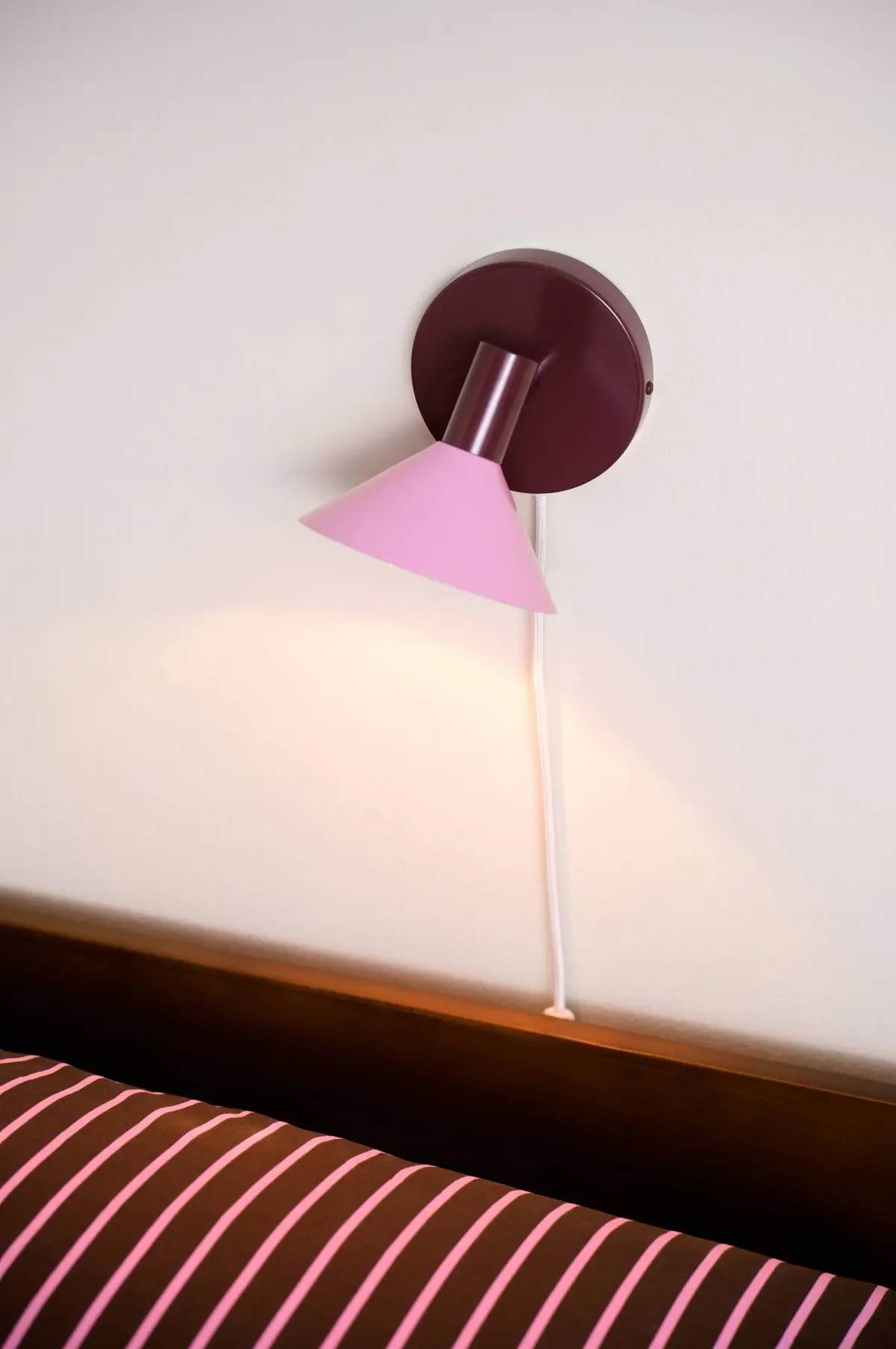 MOXY vegglampe