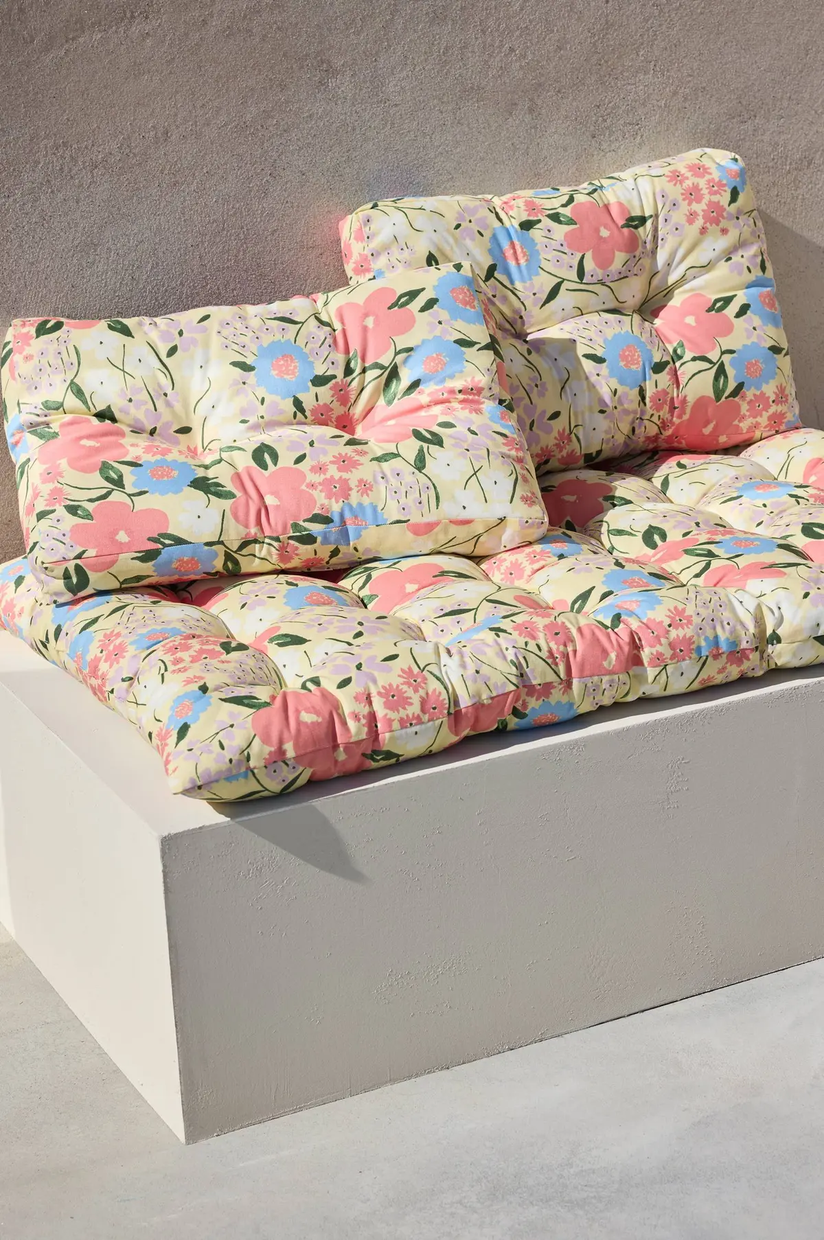SUMMER belagt sittepute pall