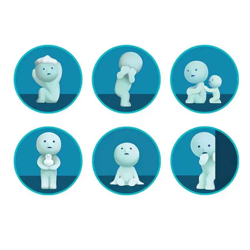 SMISKI Bath Trading Figure