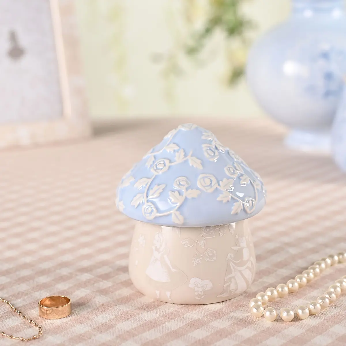 Alice Mushroom Trinket Box