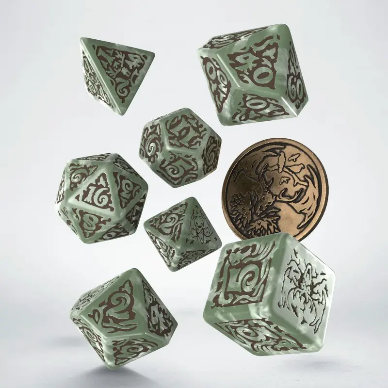 Witcher Leshen The Totem Builder Poly Brown /Green w /Coin (7) Terningsett, Witcher