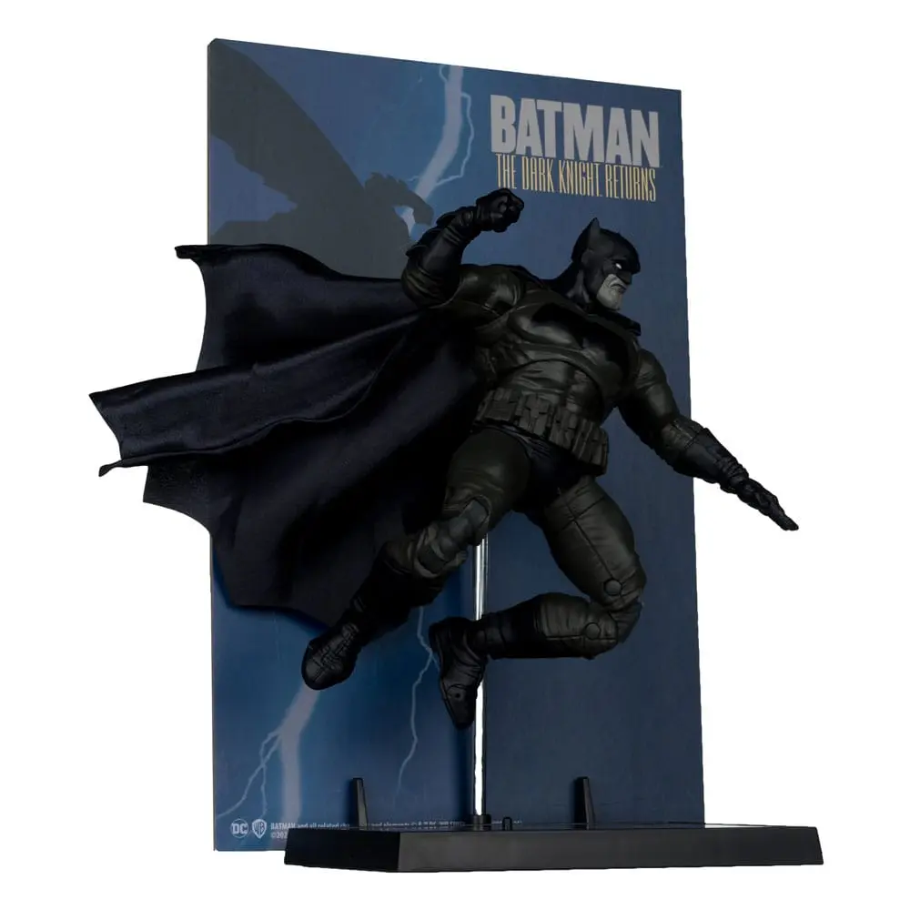 Batman The Dark Knight Returns #1 Gold Label Cover Recreations DC Multiverse Action Figure 18 cm