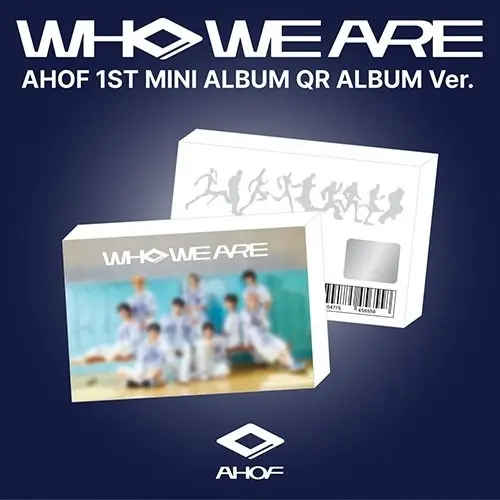 WHO WE ARE [1ST MINI ALBUM] (QR ALBUM VER.)