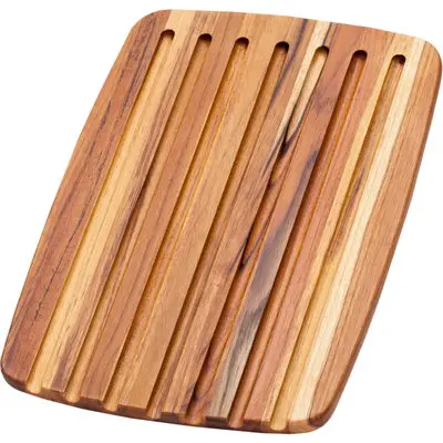 Teak Haus essensielt skjærebrett for brød 41 x 28 x 1,4 cm