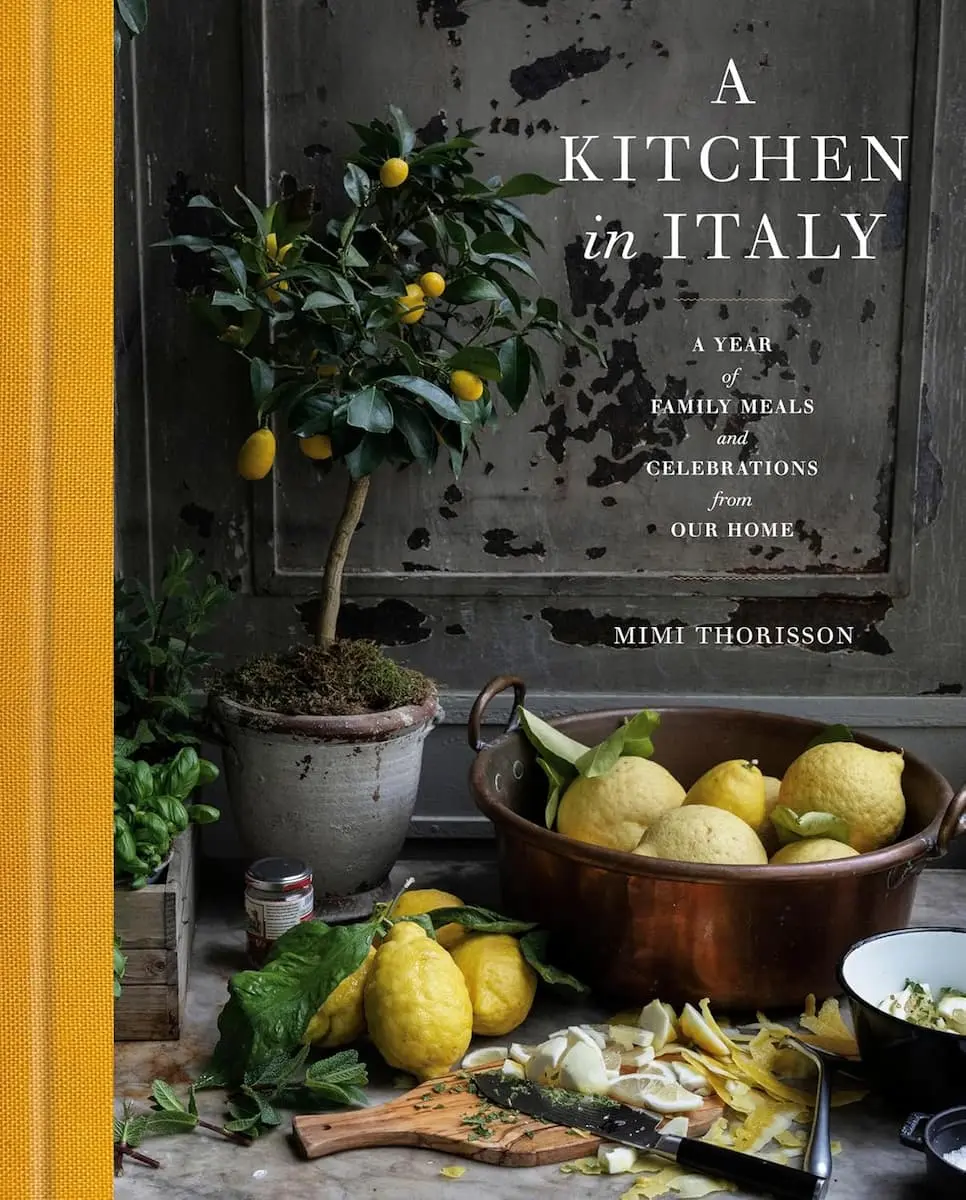 Boken A Kitchen in Italy