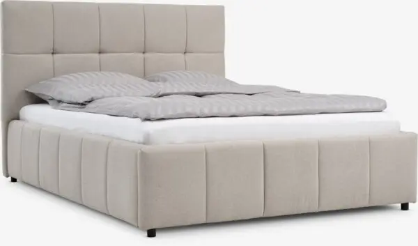 Sengeramme VEMMELEV 120x200cm m/magasin beige stoff