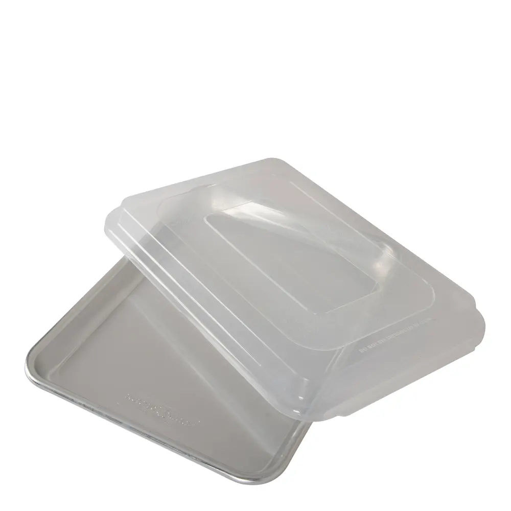 Nordic Ware Naturals Quarter bakebrett med lokk 34x25 cm