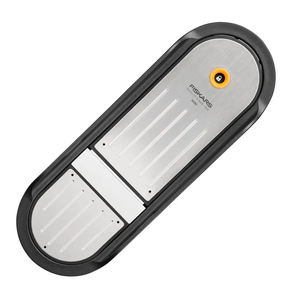 Fiskars Functional Form mandolin 30x10 cm svart/rustfritt stål