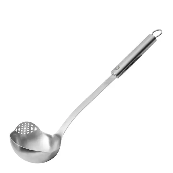 Steel Essentials øse med helletut 34 cm stål