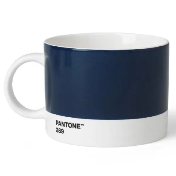 PANTONE tekopp med hank 47,5 cl mørk blå