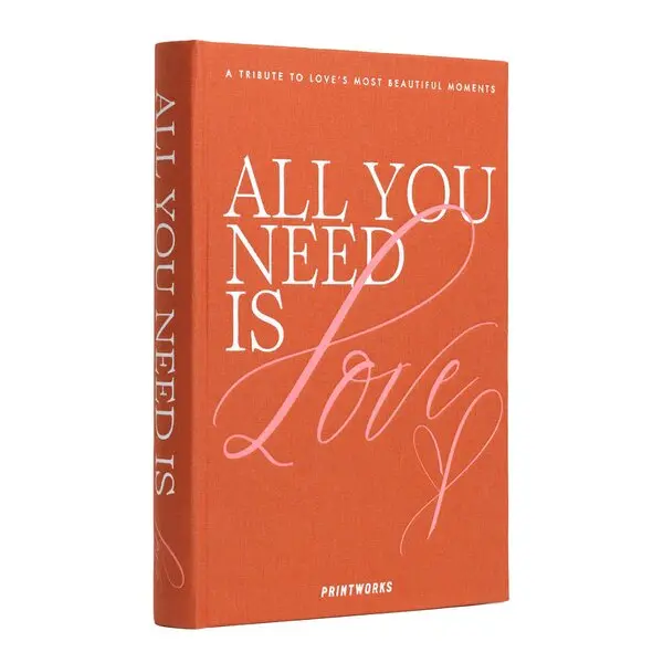 All You Need is Love fotobok oransje