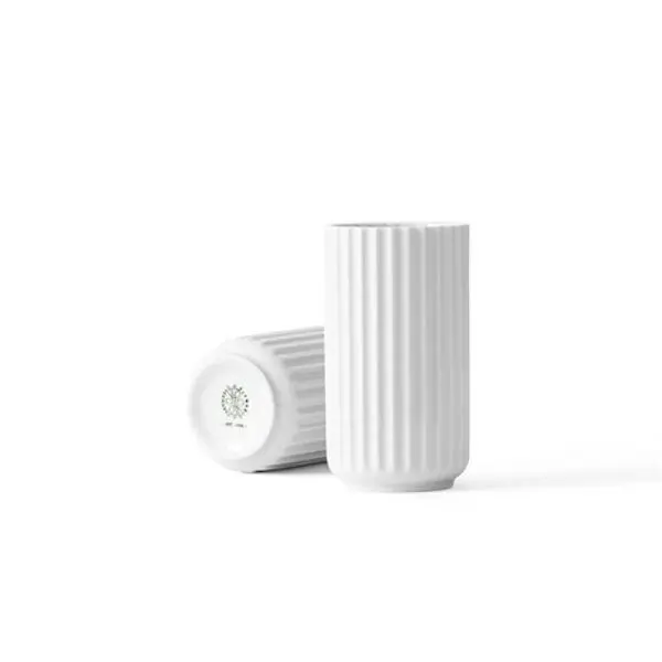 Vase i porselen 12,5 cm hvit
