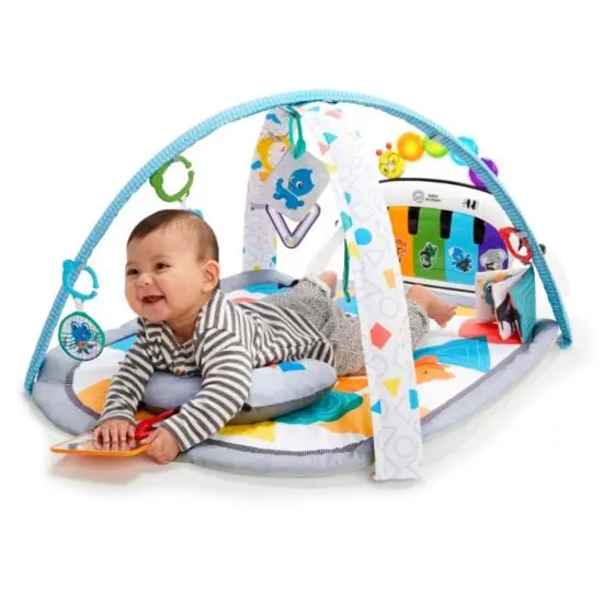 Baby Einstein 4-i-1 Musikk og aktivitetsleke - babygym med lys, lyd, musikk og mye mer