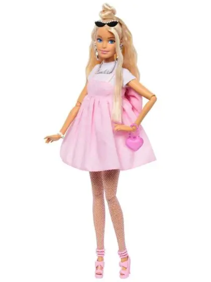 Barbie Deluxe Style Doll #3 – pastellrosa barbiecore kjole med sløyfe og blondt hår