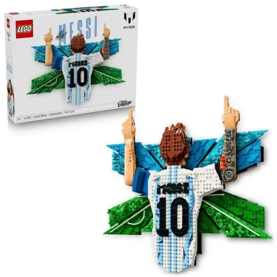 LEGO Editions 43018 Lionel Messi feirer seieren