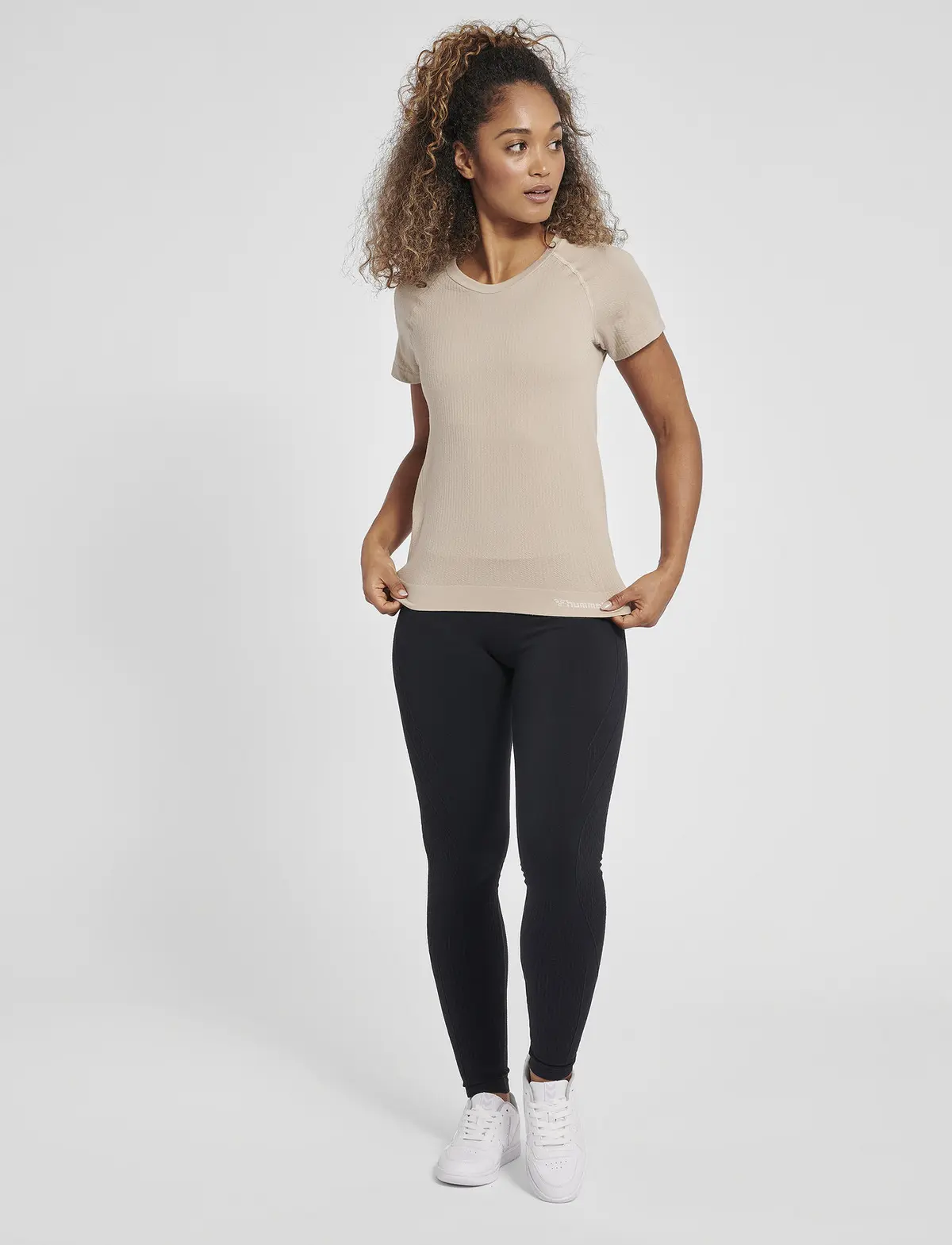 hmlMT FLOW SEAMLESS T-SHIRT