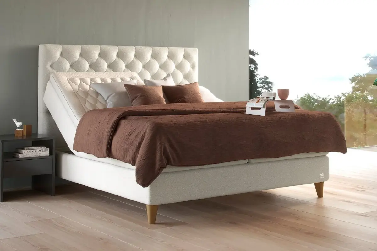 Zilva regulerbar seng 160x210 cm