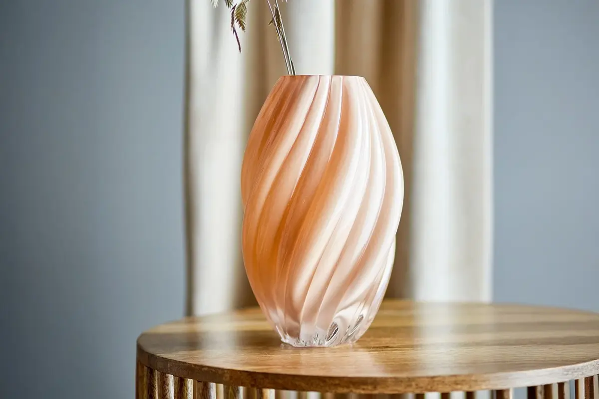 Kanji vase