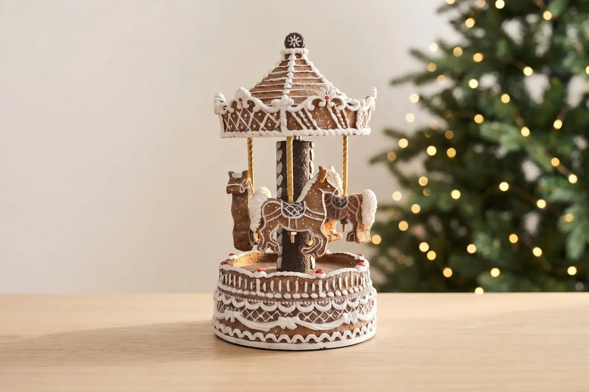 Gingerbread dekorasjon/karusell