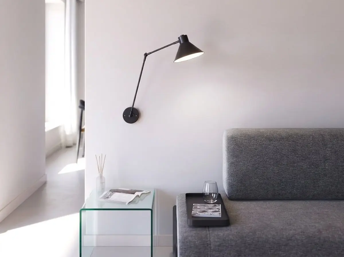 Dione vegglampe