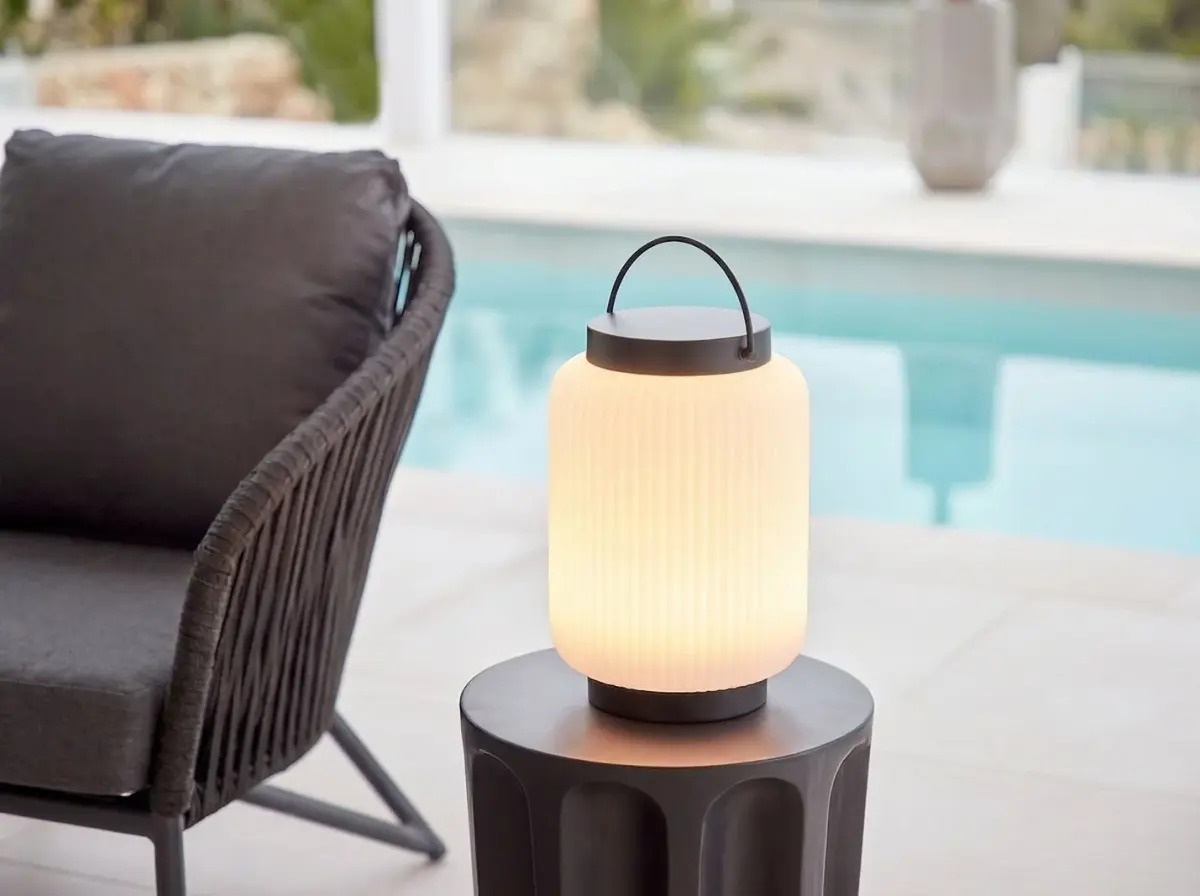 Verona utendørs bordlampe