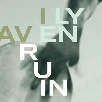 I ly av en ruin