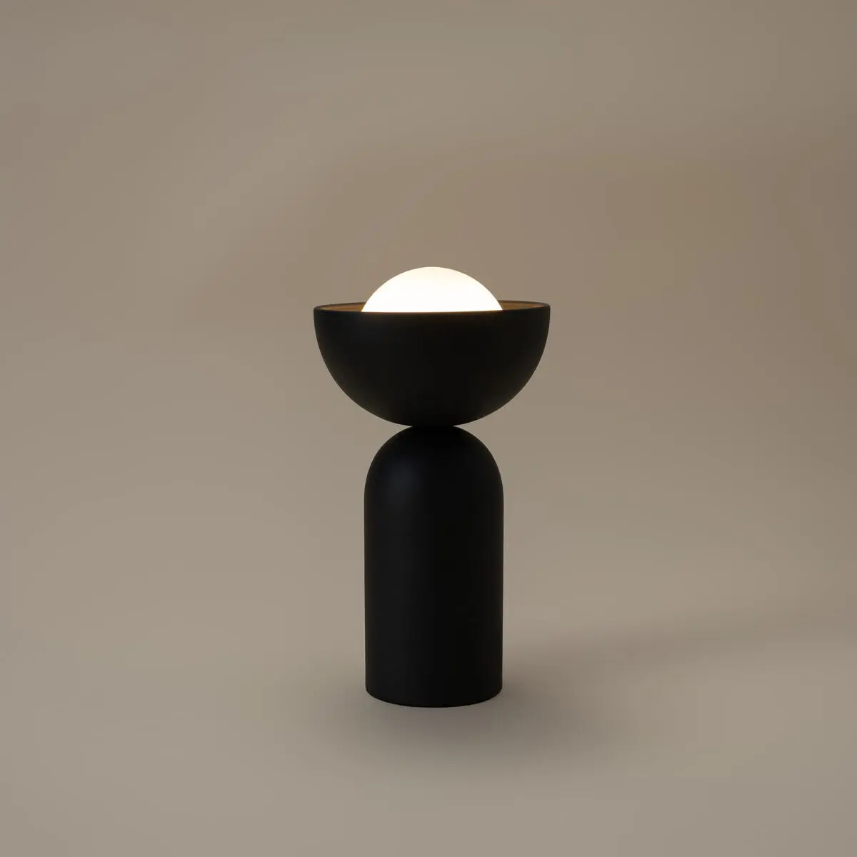 Northlight Birk liten bordlampe metall, 27,5 cm