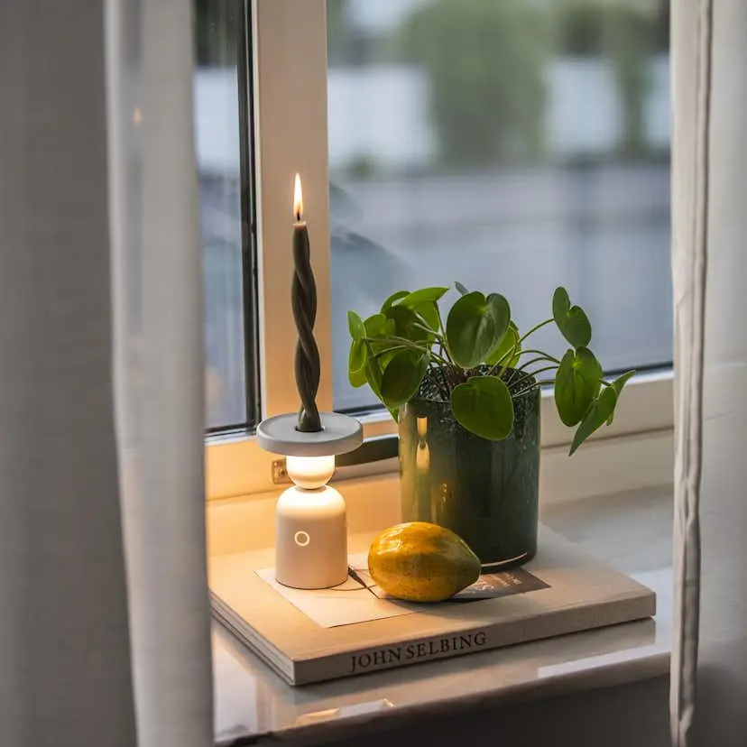 Bordslampa Gnosjö Konstsmide Nantes USB