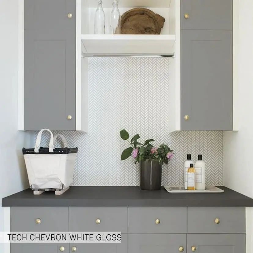 Mosaik Konradssons Tech Chevron Vit Blank 29x31 cm