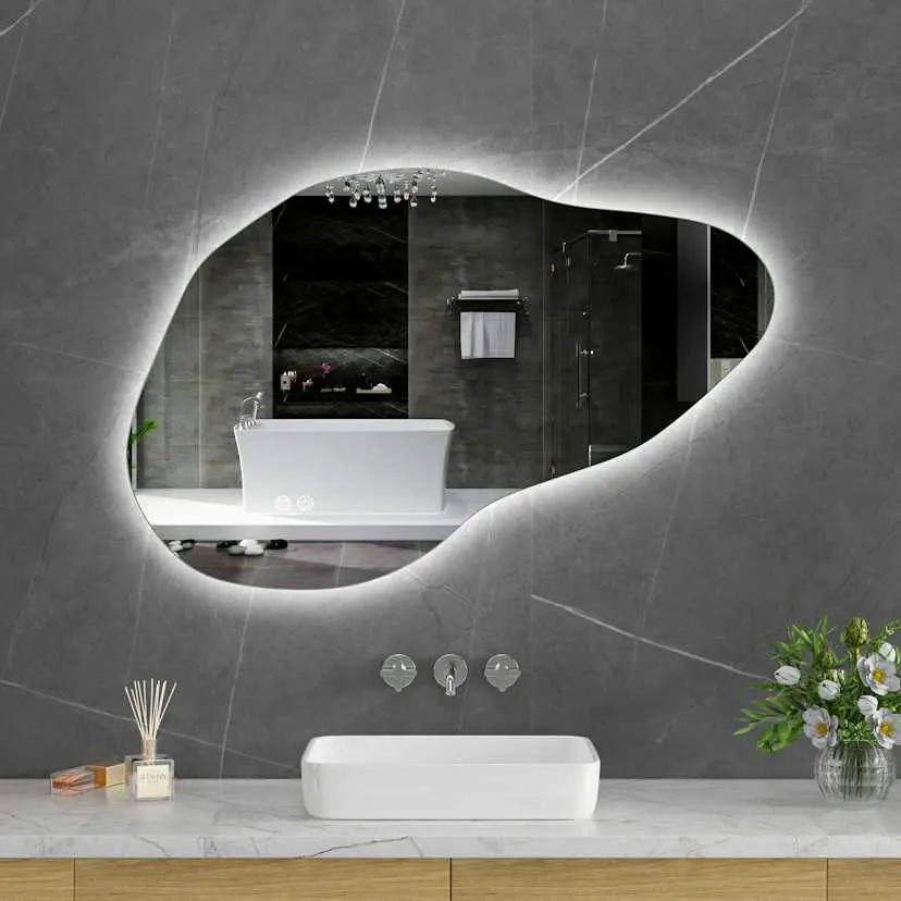 Baderomsspeil Lyfco med LED-Belysning 100x65 cm