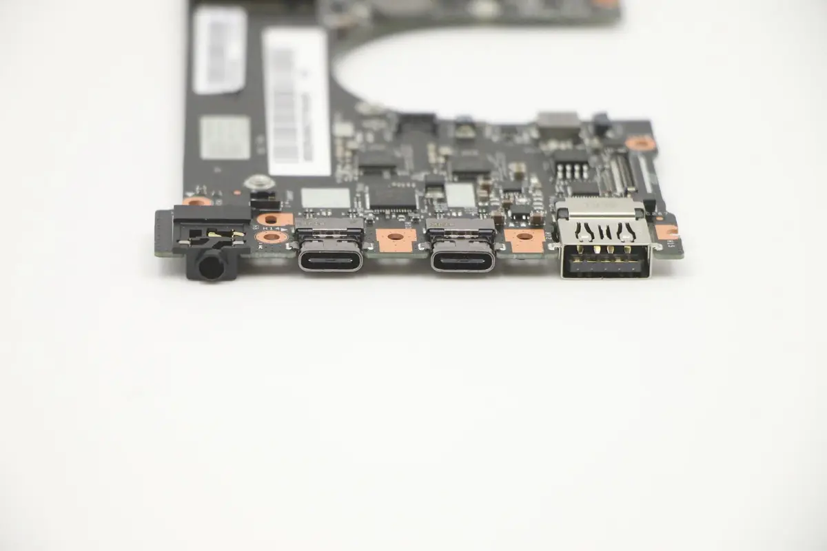 Lenovo - NMB NOK L 81Q9 I51035G4_12G_AC