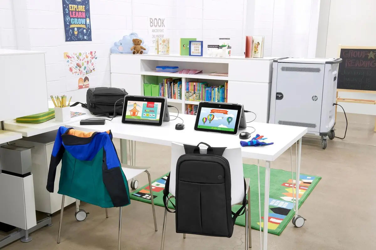 HP - Prelude 15.6inch Backpack SmartBuy