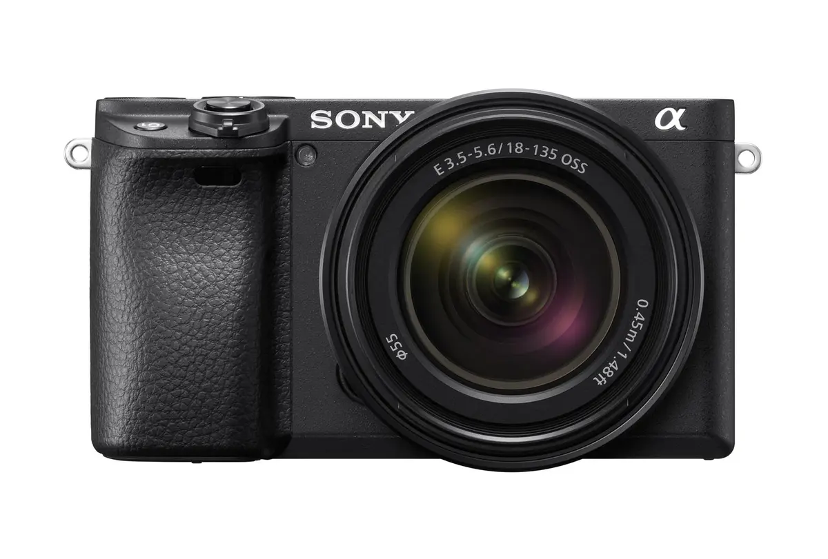 Sony - a6400 ILCE-6400M - digitalkamera E 18-135 mm OSS-linse
