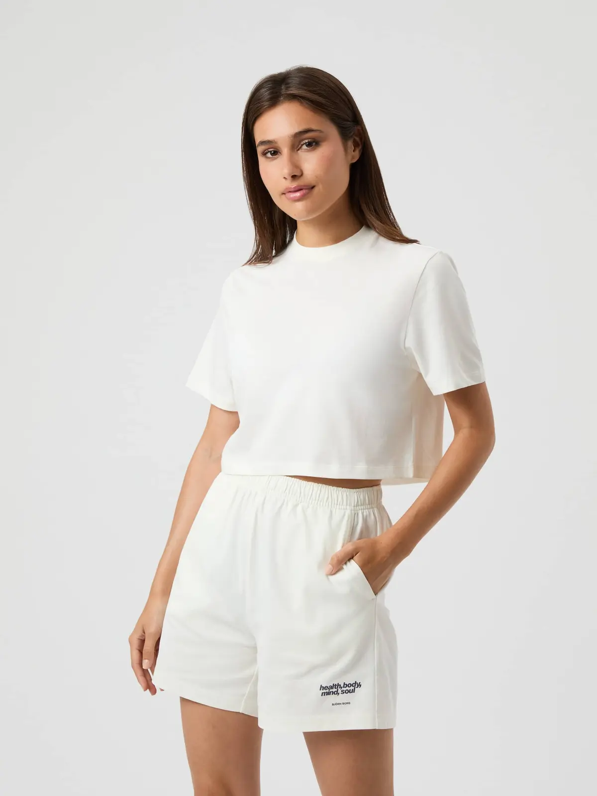 Studio Oversized Cropped T-Shirt