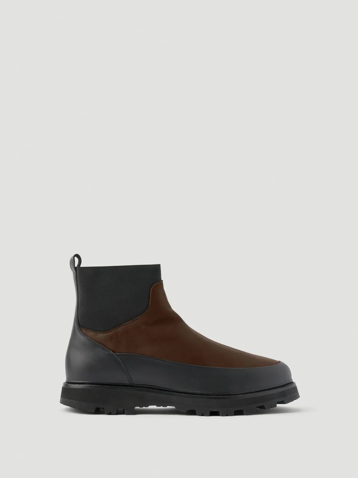 Men's Summit Chelsea Vibram Boots