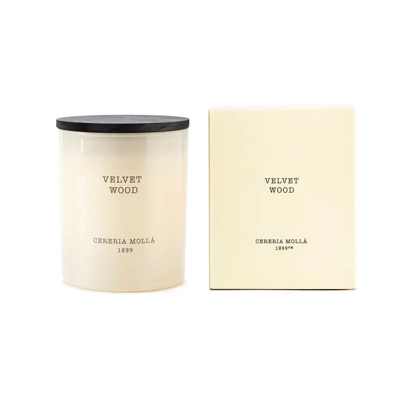Duftlys Velvet Wood 230 gr