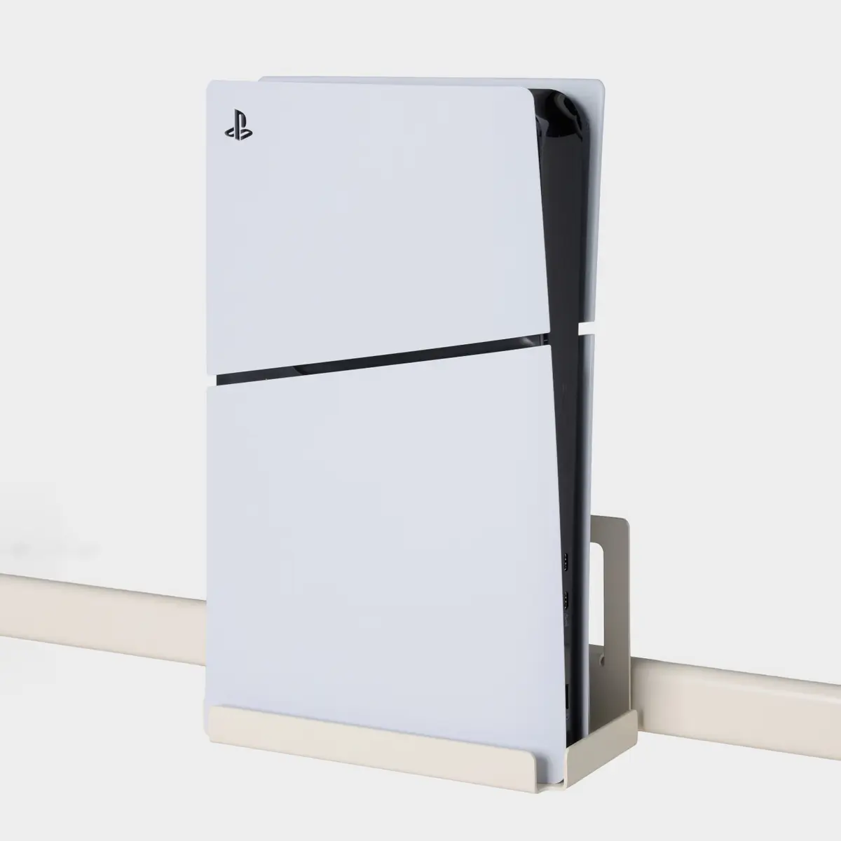 PS5 Slim holder til TV-stativ Pearl