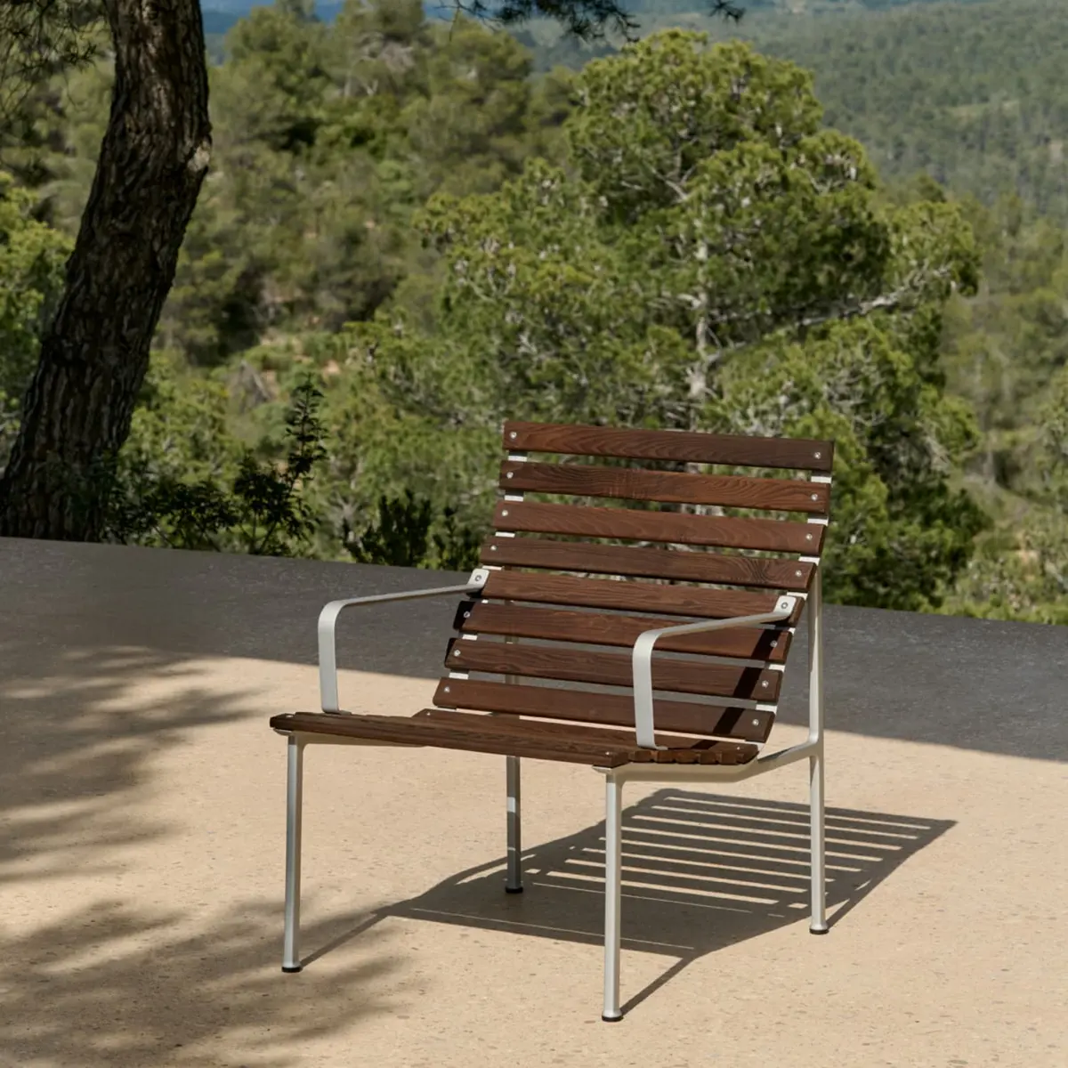 Traverse Loungesol med Armlener