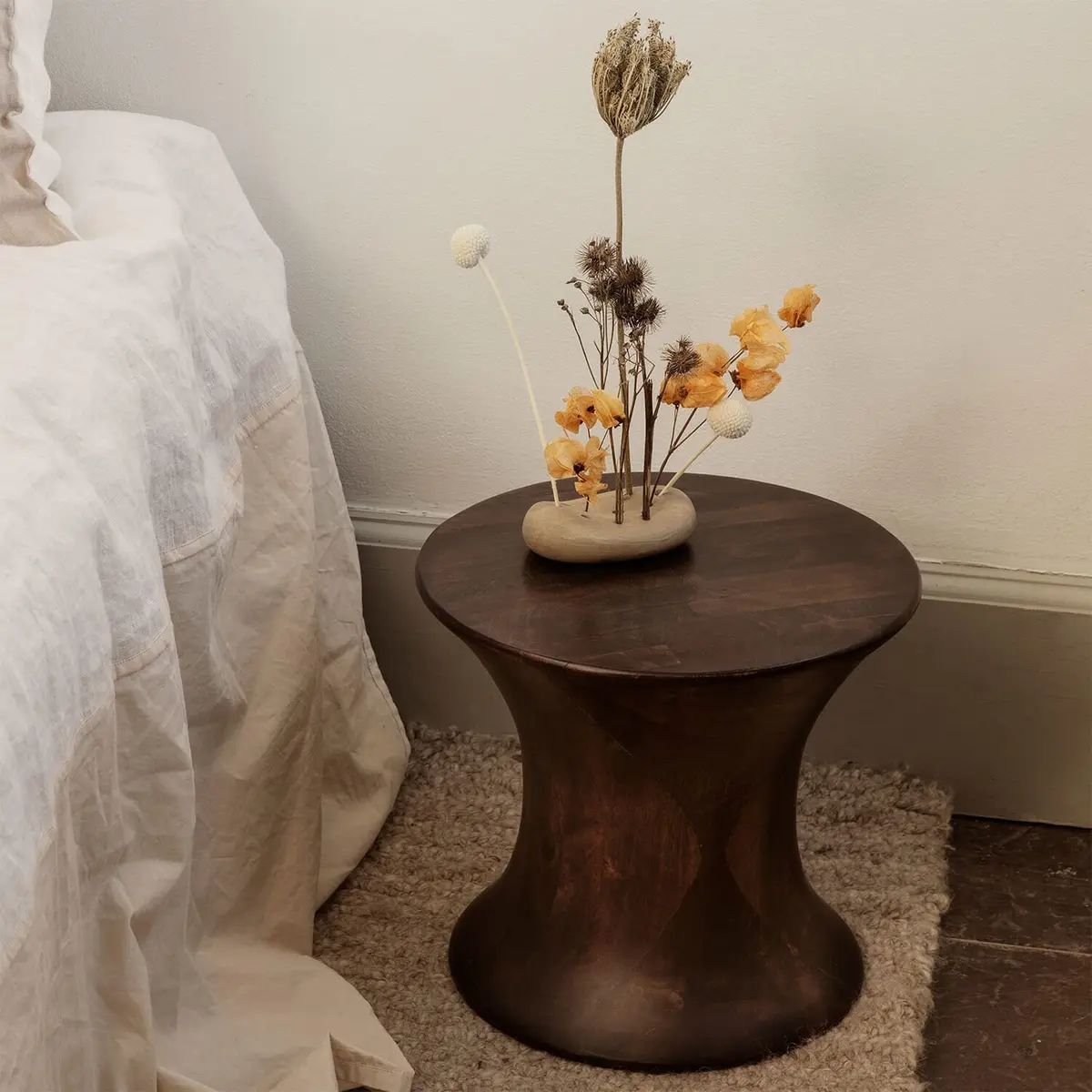 Vanitas Flower Stone Sand