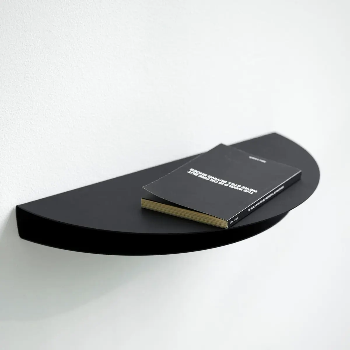 Half Moon Hylle Black