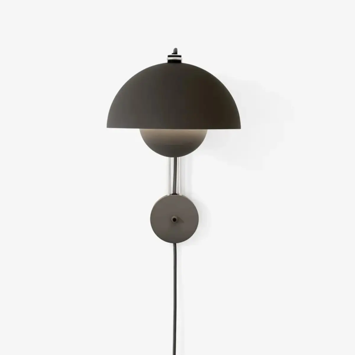 Flowerpot VP8 Vegglampe
